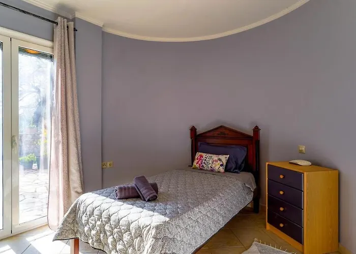 Filoxenia Apartment *